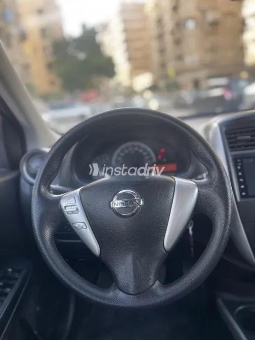 Nissan Sunny 2021 Red Used for Sale - 10