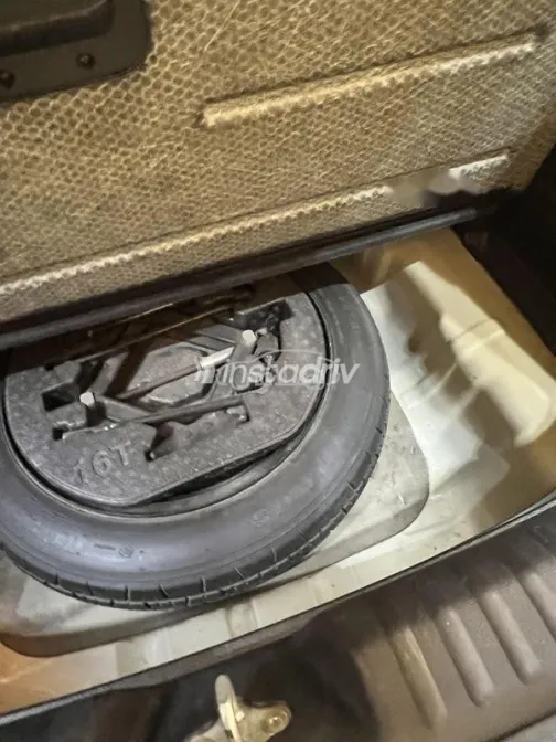Kia Xceed 2022 Gold Used for Sale - 4