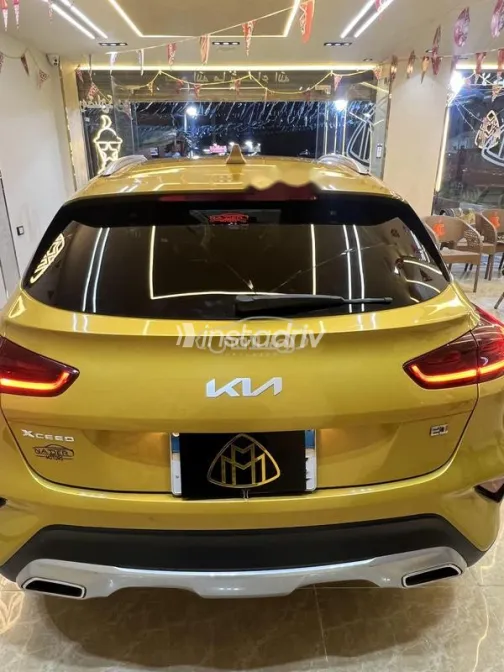 Kia Xceed 2022 Gold Used for Sale - 6