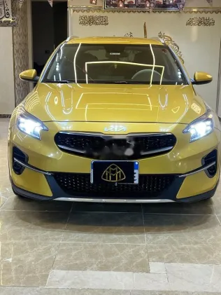 Kia Xceed 2022 Gold Used for Sale