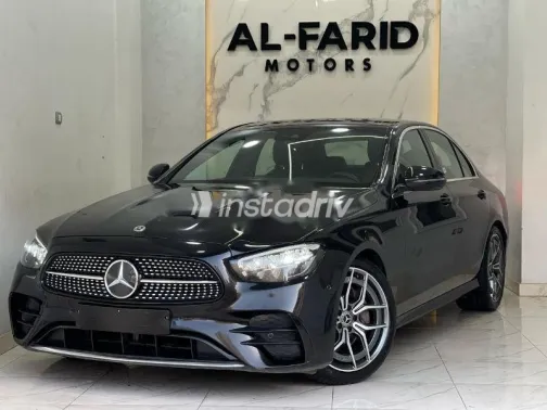 مرسيدس E 200 2023 أسود مستعملة للبيع - 2