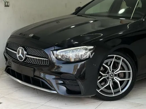 مرسيدس E 200 2023 أسود مستعملة للبيع - 9