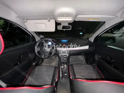 Renault Megane 2016 White Used for Sale - 6