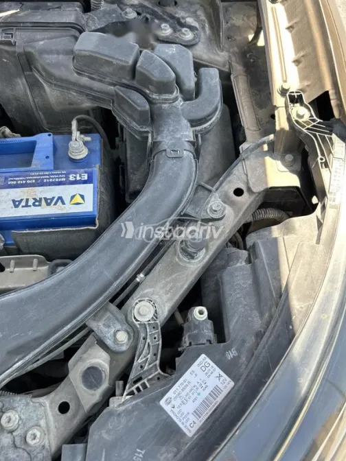 Renault Kadjar 2019 White Used for Sale - 7