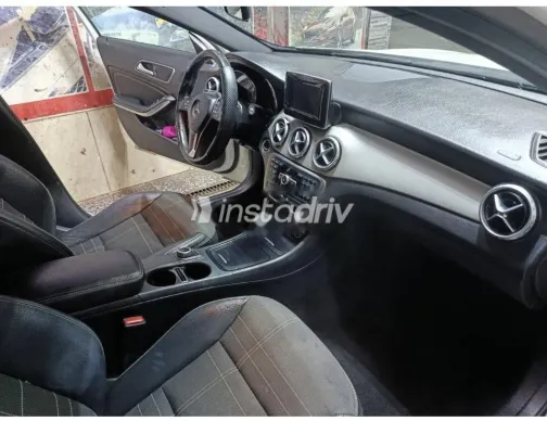 مرسيدس GLA 200 2015 أبيض مستعملة للبيع - 3
