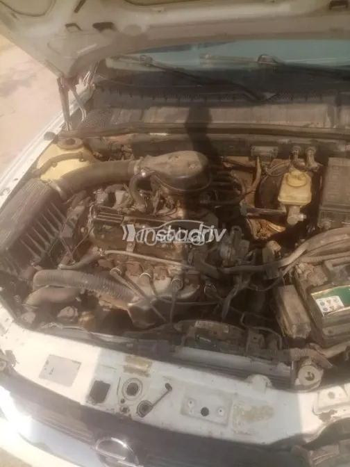 Opel Vectra 1998 White Used for Sale - 1