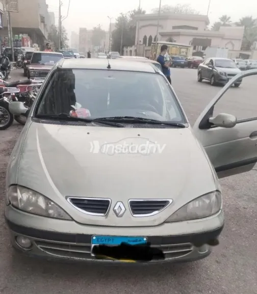 رينو ميجان 2001 زيتي مستعملة للبيع - 1