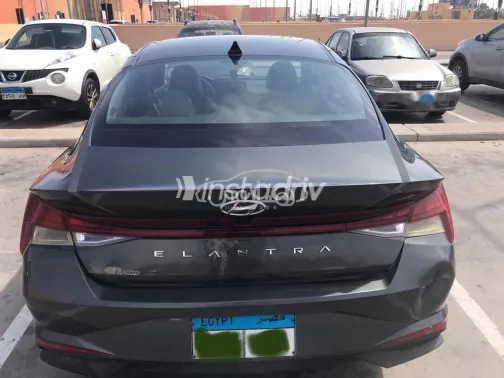 Hyundai Elantra CN7 2021 White Used for Sale - 4