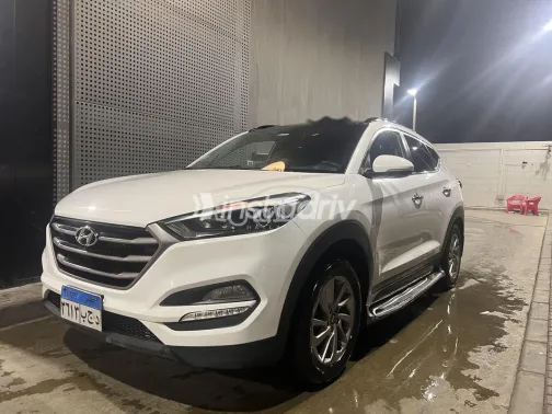 Hyundai Tucson 2017 White Used for Sale - 6