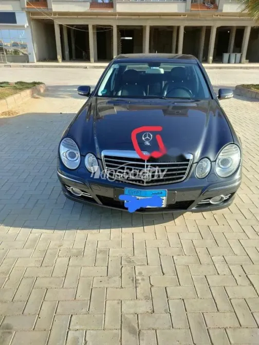 Mercedes E 200 2009 Gray Used for Sale - 2