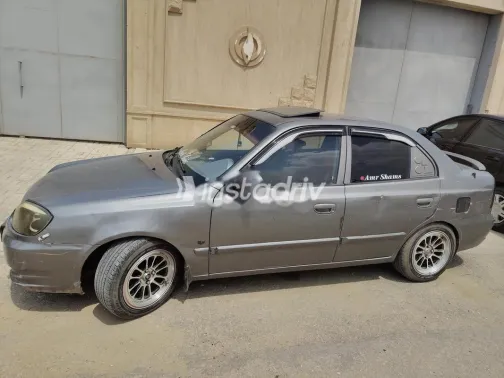 Hyundai Verna 2015 Dark Gray Used for Sale - 3