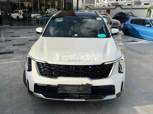 كيا سورينتو 2021 أبيض مستعملة للبيع - 3