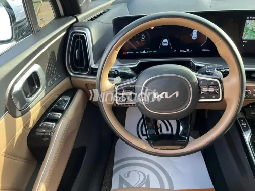 كيا سورينتو 2021 أبيض مستعملة للبيع - 4