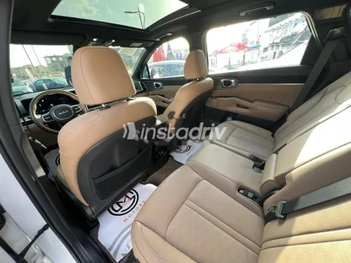 كيا سورينتو 2021 أبيض مستعملة للبيع - 6