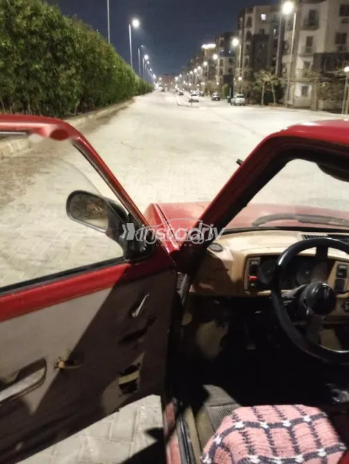 فيات 128 1989 أحمر مستعملة للبيع - 2