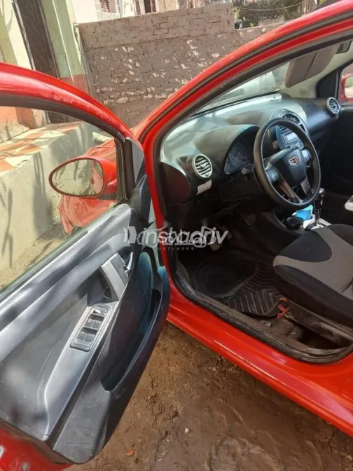 جيلي اكس باندينو 2015 أحمر مستعملة للبيع - 7