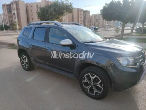 رينو داستر 2019 أبيض مستعملة للبيع - 2