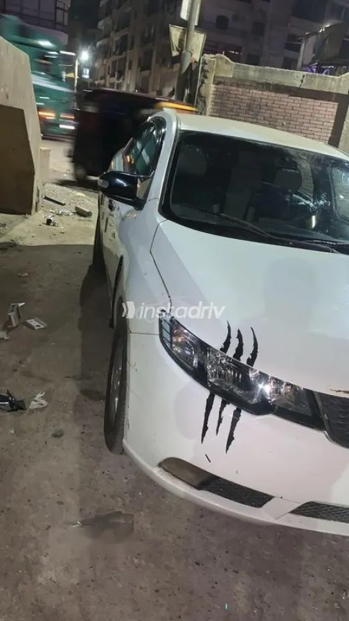 Kia Cerato 2010 White Used for Sale - 4