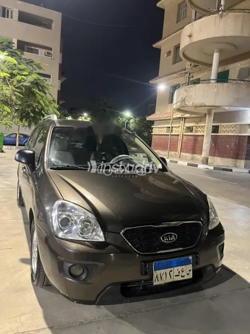 Kia Carens 2013 Mocha Used for Sale - 2