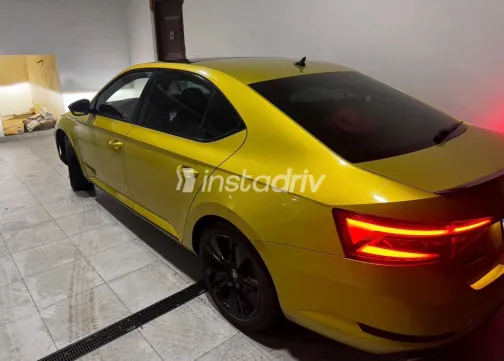 سكودا سوبيرب 2021 أبيض مستعملة للبيع - 7