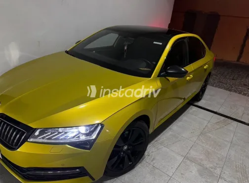 سكودا سوبيرب 2021 أبيض مستعملة للبيع - 8