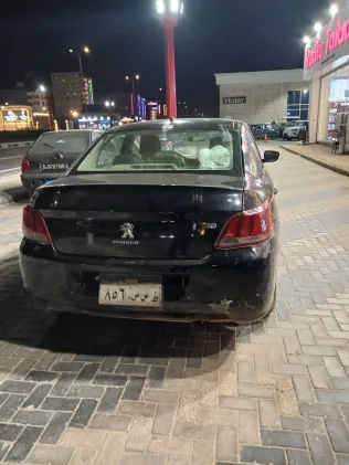 بيجو 301 2018 أبيض مستعملة للبيع