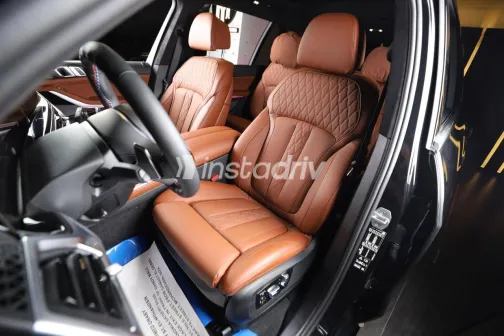 BMW X7 2024 White Used for Sale - 3