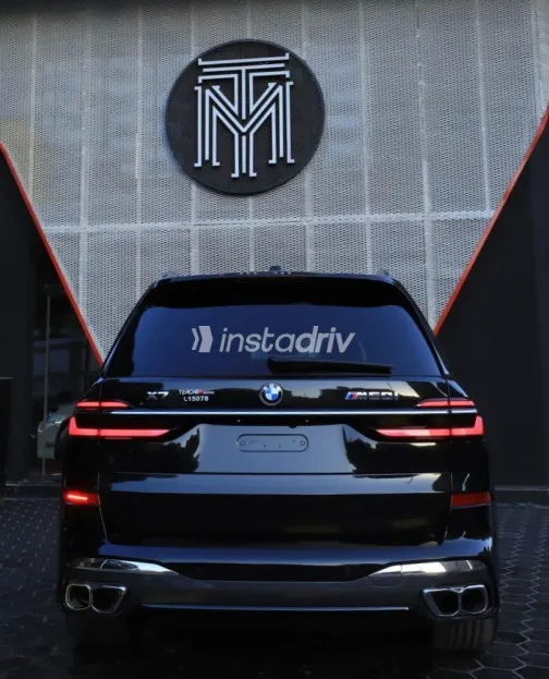 BMW X7 2024 White Used for Sale - 4