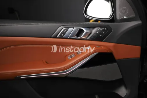 BMW X7 2024 White Used for Sale - 10