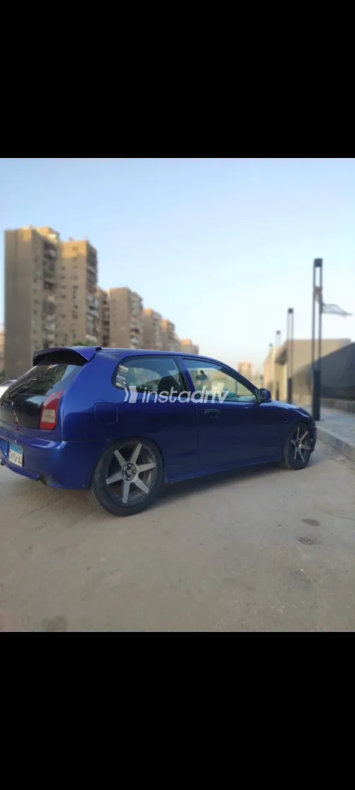 Mitsubishi Colt 2002 White Used for Sale - 2