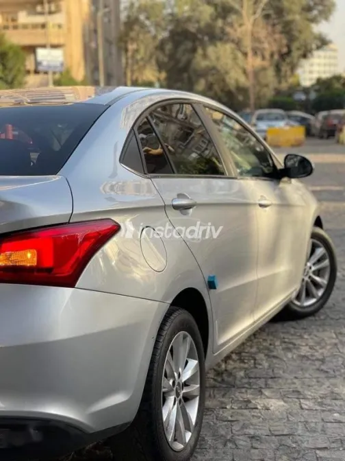 Chery Arrizo 5 2025 White Used for Sale - 3