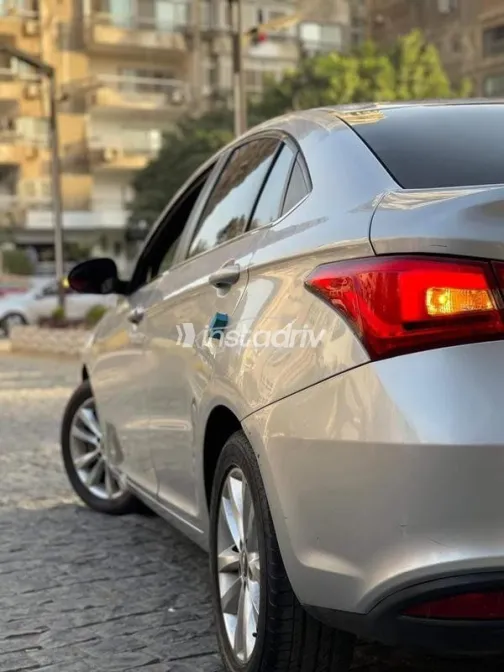 Chery Arrizo 5 2025 White Used for Sale - 4