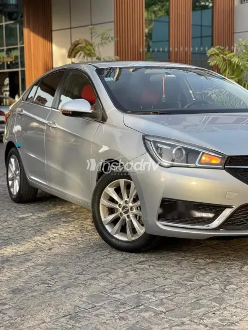 Chery Arrizo 5 2025 White Used for Sale - 6