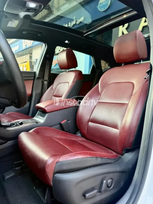 Hyundai Tucson GDI 2021 White Used for Sale - 1