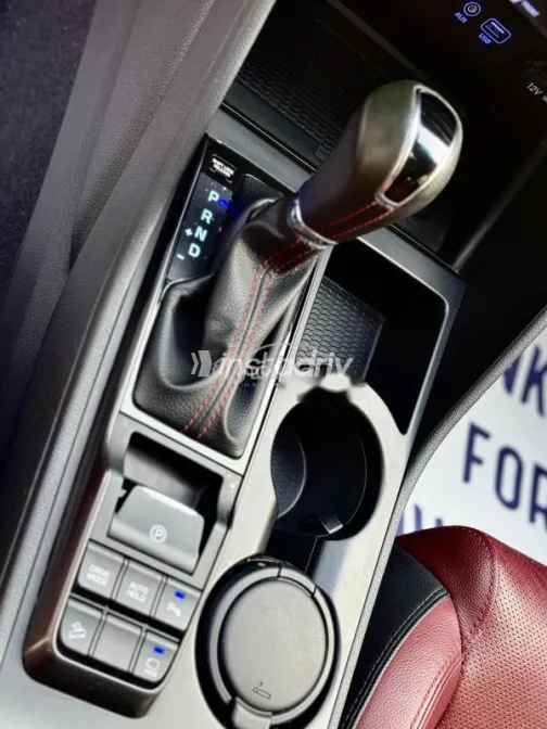Hyundai Tucson GDI 2021 White Used for Sale - 6