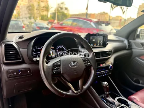 Hyundai Tucson GDI 2021 White Used for Sale - 7