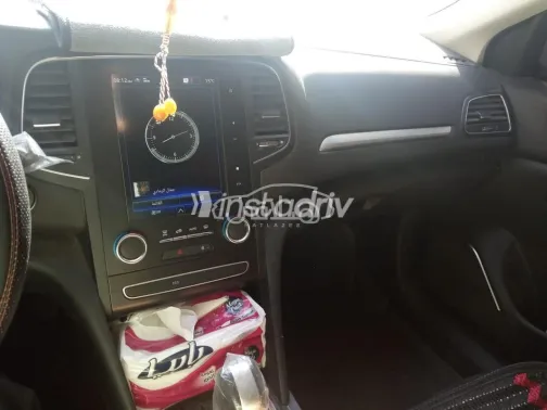 رينو ميجان 2020 أبيض مستعملة للبيع - 1