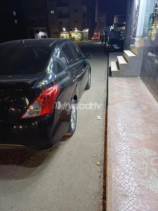 نيسان صنى 2019 أسود مستعملة للبيع - 1