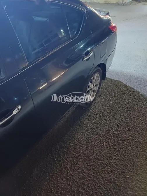 نيسان صنى 2019 أسود مستعملة للبيع - 5