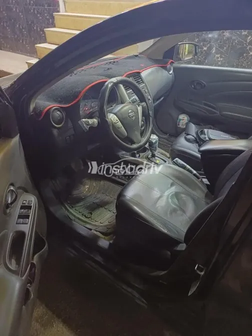 نيسان صنى 2019 أسود مستعملة للبيع - 6