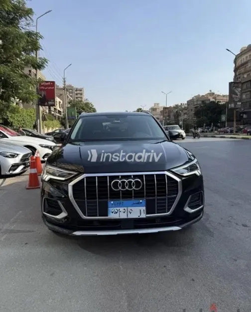 اودي Q3 2021 أسود مستعملة للبيع - 1