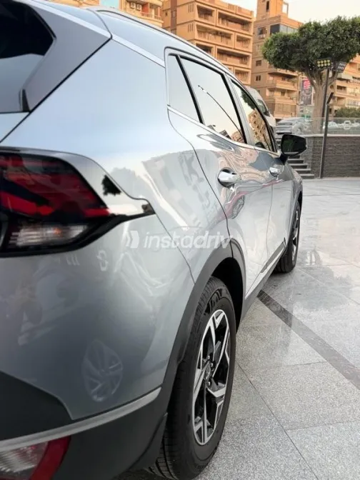 Kia Sportage 2025 Silver Used for Sale - 3