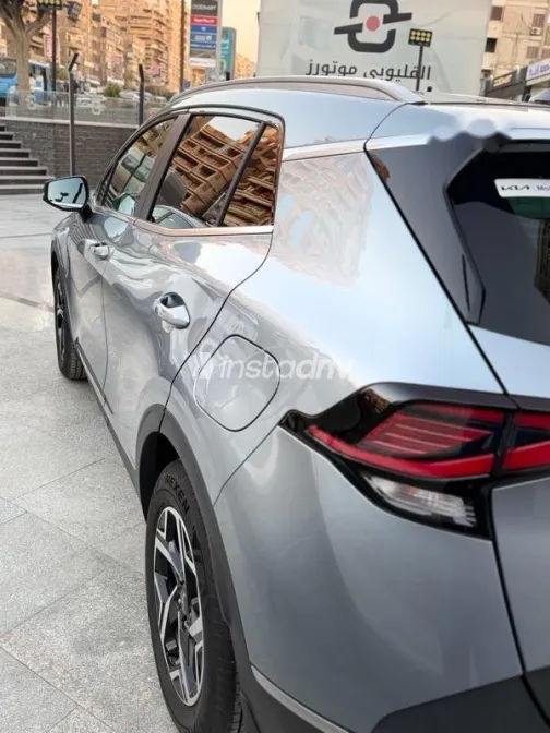 Kia Sportage 2025 Silver Used for Sale - 4