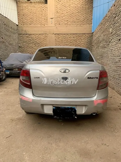 لادا جرانتا 2020 أبيض مستعملة للبيع - 4