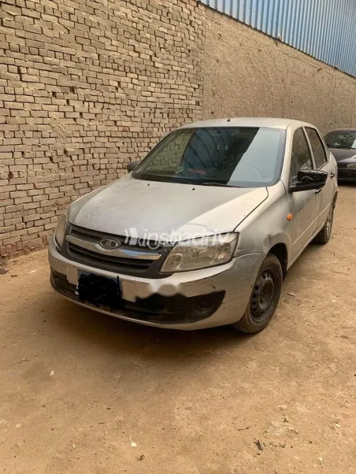 لادا جرانتا 2020 أبيض مستعملة للبيع - 10