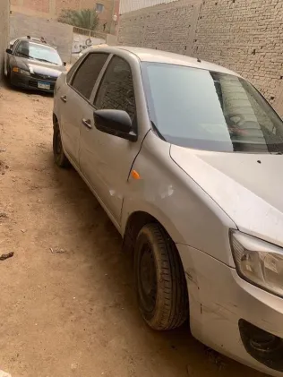 لادا جرانتا 2020 أبيض مستعملة للبيع