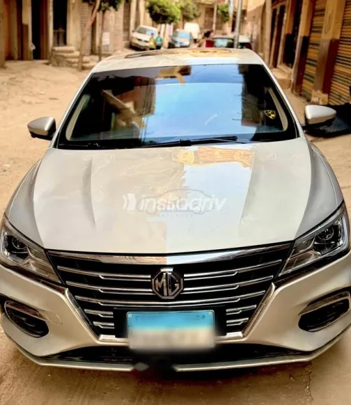 MG 5 2020 White Used for Sale - 1