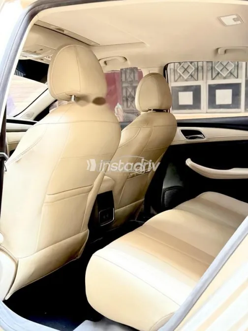 MG 5 2020 White Used for Sale - 4