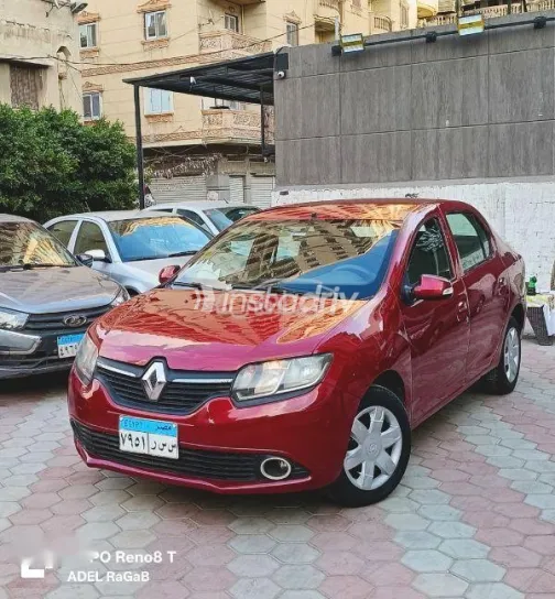 Renault Logan 2016 Red Used for Sale - 1