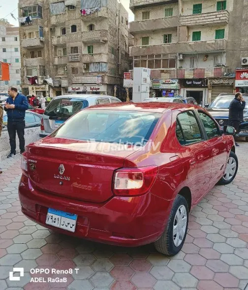 Renault Logan 2016 Red Used for Sale - 7